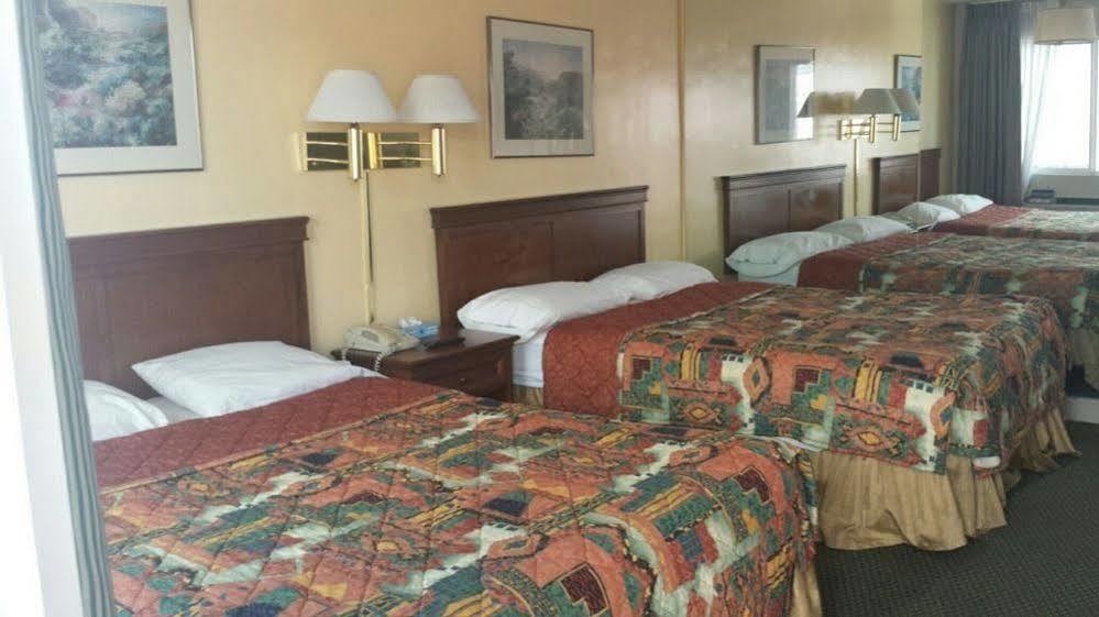 Big Chile Inn & Suites Las Cruces Buitenkant foto